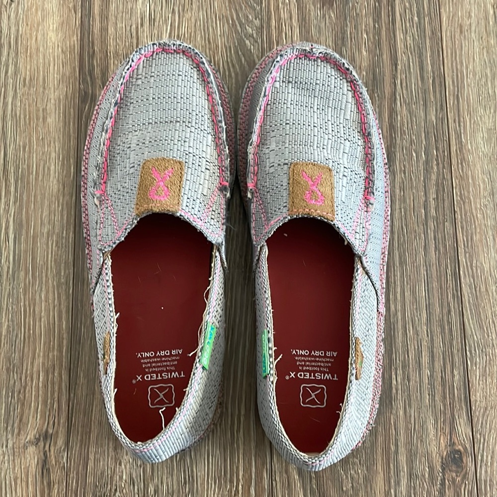 Twisted X slip on 7